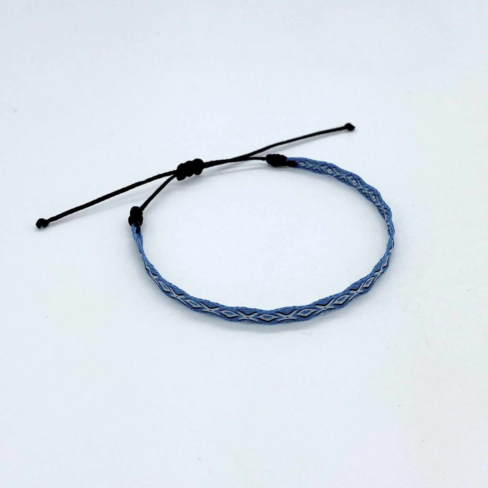 Handmade Purnama Bracelet (Santorini Blue/White)