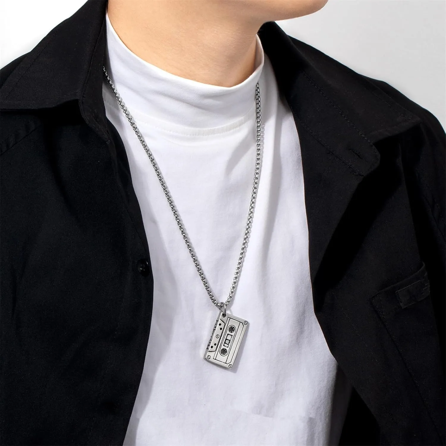 Vintage Music Tape Pendant Necklace 70s 80s Hip Hop Retro Charm Casette Tapes DJ Mc Alloy Chain Necklace for Women Men Hippie Rapper Musician Music Lovers Jewelry Gifts